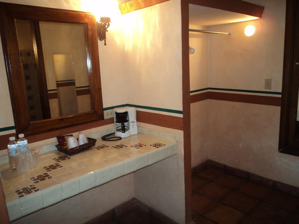 Hotel Hacienda Cazadores Navojoa Room photo